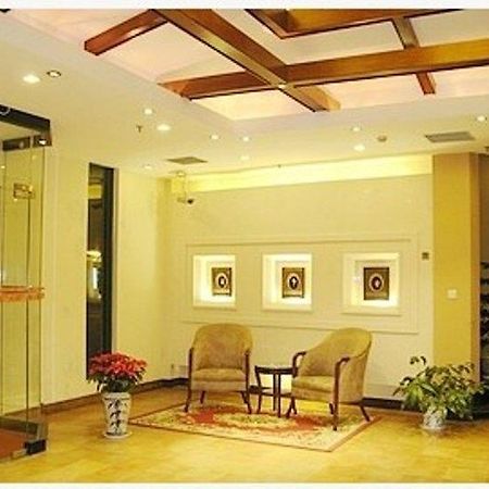 Baolong Homelike Hotel Luojing Branch 샹하이 외부 사진